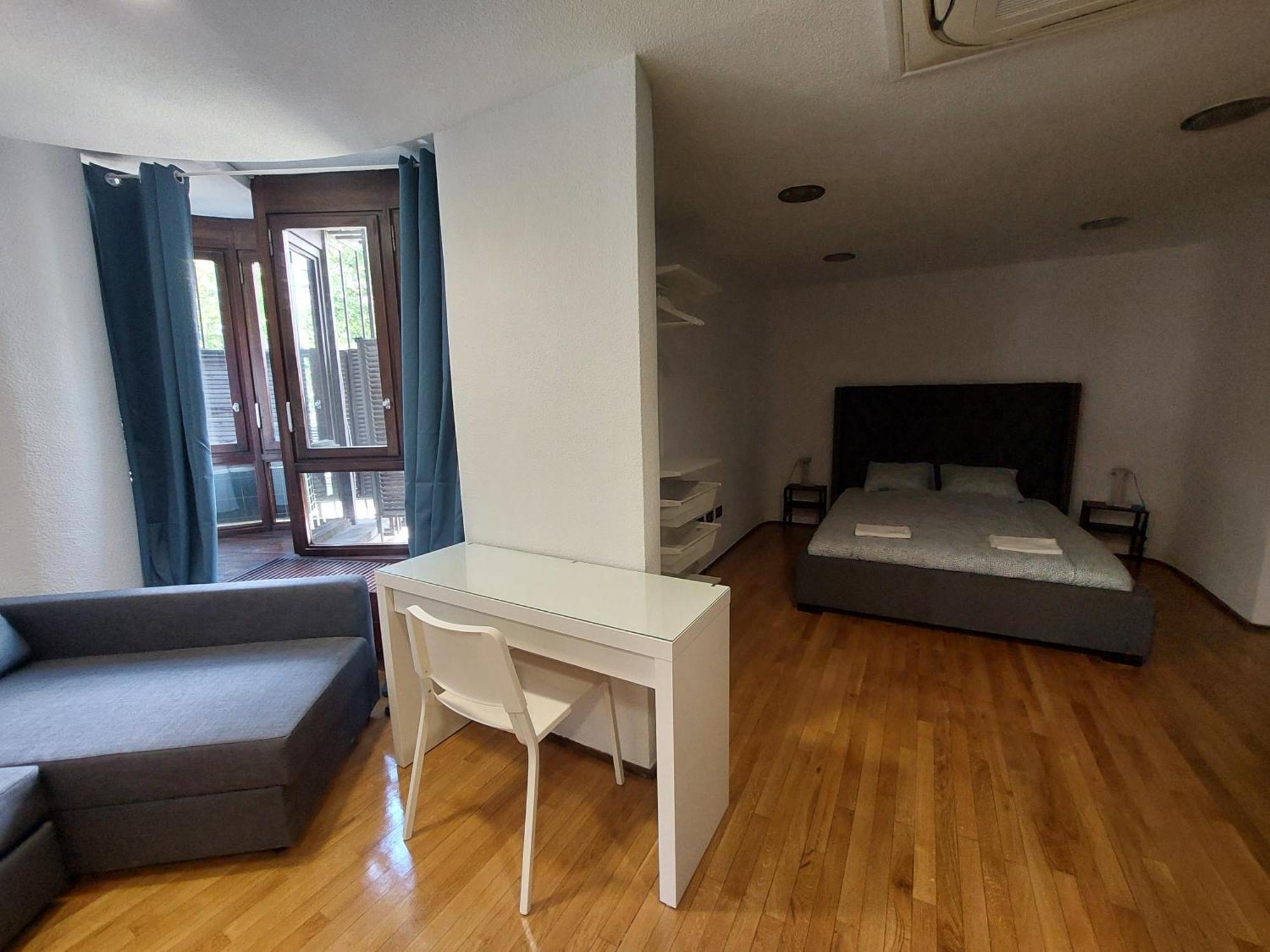 ホテル Coliving Corazon, マドリード エクステリア 写真